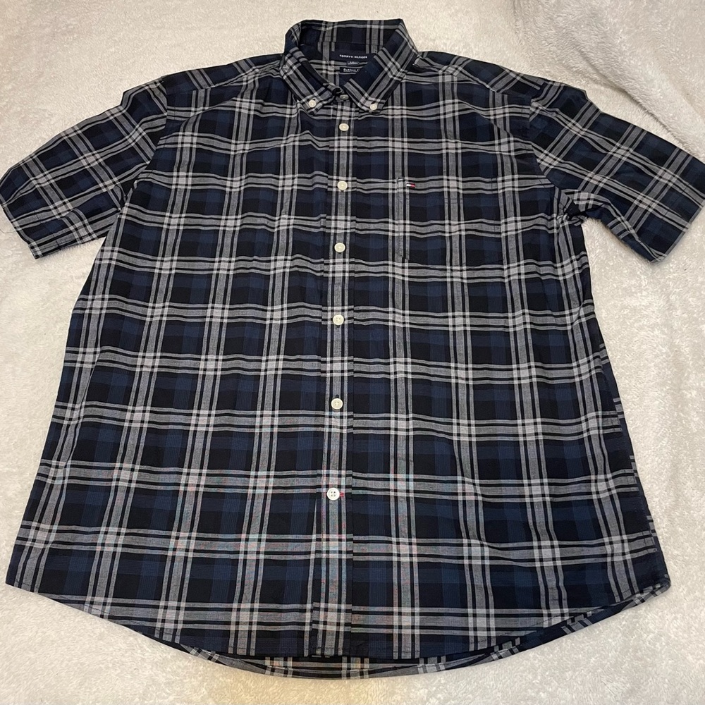 Tommy Hilfiger Shirt Large EUC